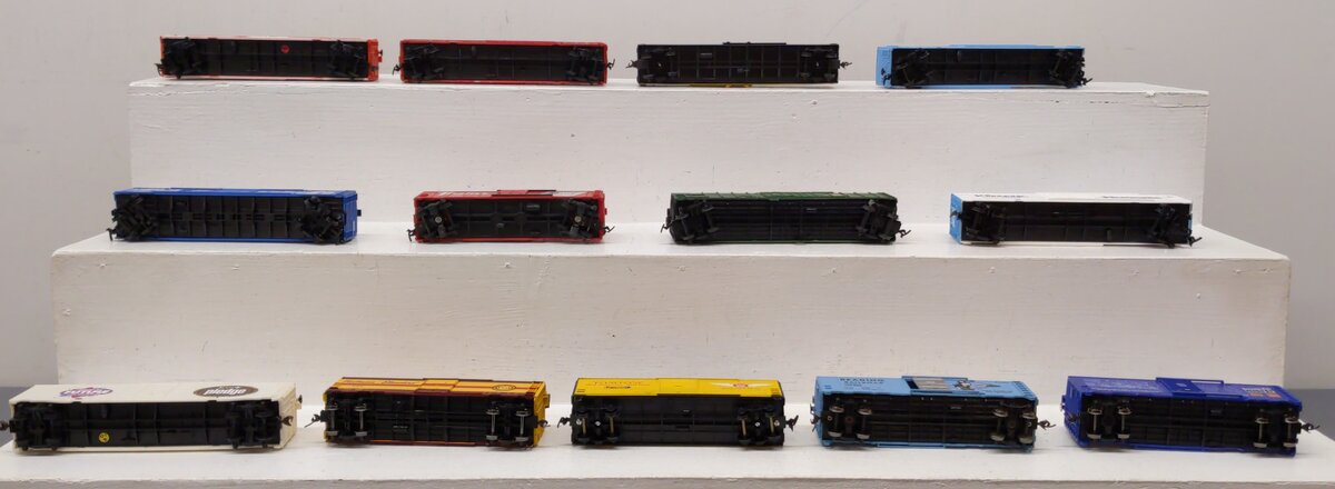 Bachmann & Others HO Scale Freight Cars [13] EX