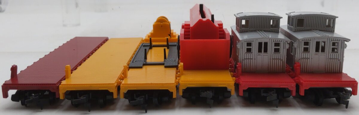 AHM Assorted HO Scale Flatcars: Fire Fox [6] EX