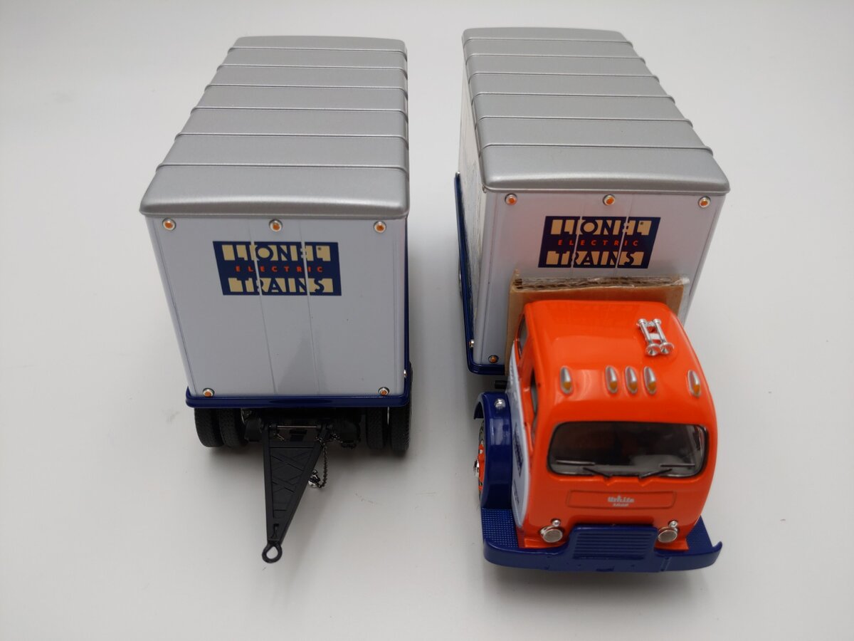 Eastwood Automobilia 410500 1:34 DieCast 1953 White 3000 Freight Truck & Trailer EX/Box