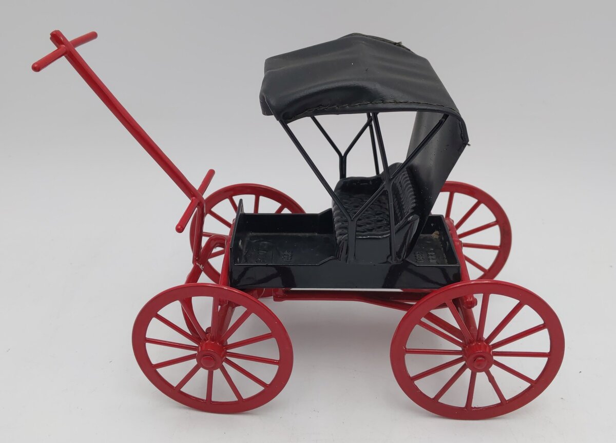 Ertl 1992 1/16 Scale Diecast Metal Agway 1899 Surrey Wagon Black & Red EX