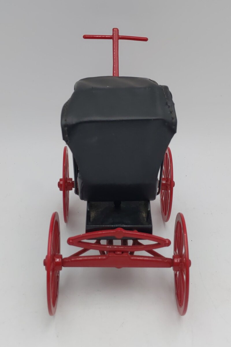 Ertl 1992 1/16 Scale Diecast Metal Agway 1899 Surrey Wagon Black & Red EX