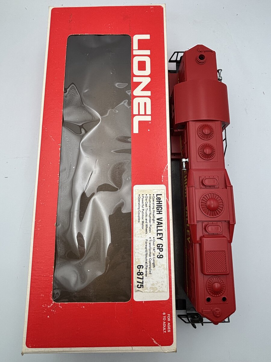 Lionel 6-8775 Lehigh Valley GP-9 Powered Diesel Locomotive EX/Box