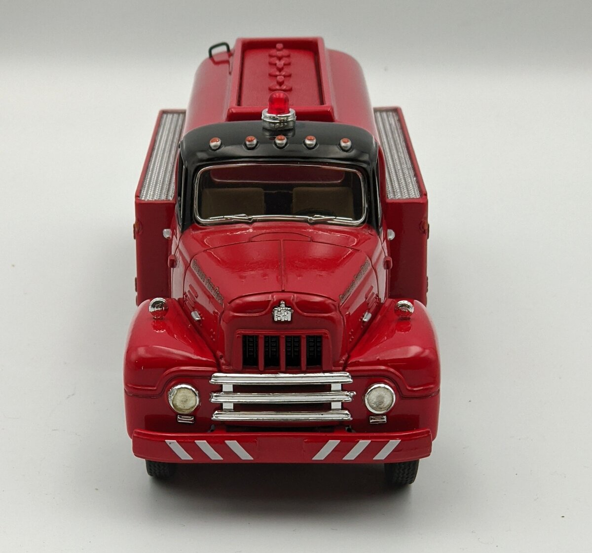 First Gear 19-1723 1:34 Scale International R-190 with Fuel Tanker Chicago FD MT/Box
