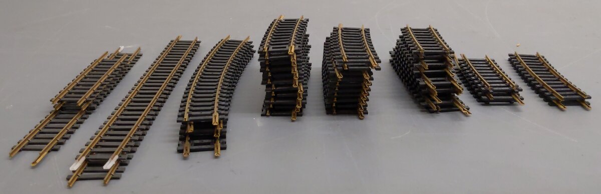 Atlas HO Code 100 Assorted Track Sections- Custom [44] VG