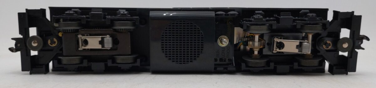 Lionel 6-18563 O Gauge New York Central GP-9 Diesel Locomotive #2380 EX/Box