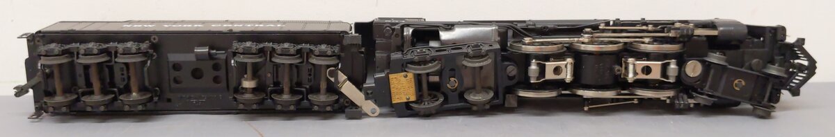 Lionel 6-18005 O NYC 4-6-4 700E Hudson Steam & Tender #5340 w/ Display Case EX/Box
