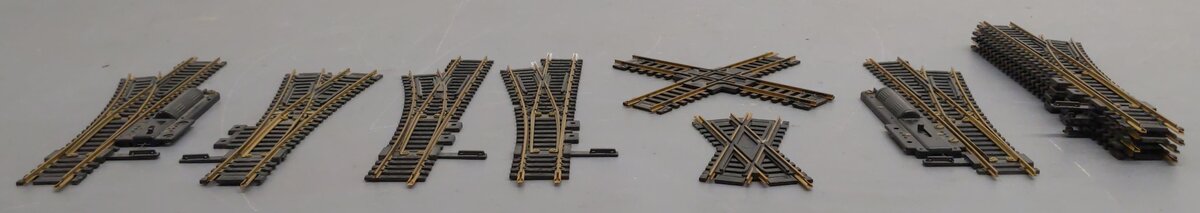 Atlas HO Scale Code 100 Assorted Turnout Sections [11] VG