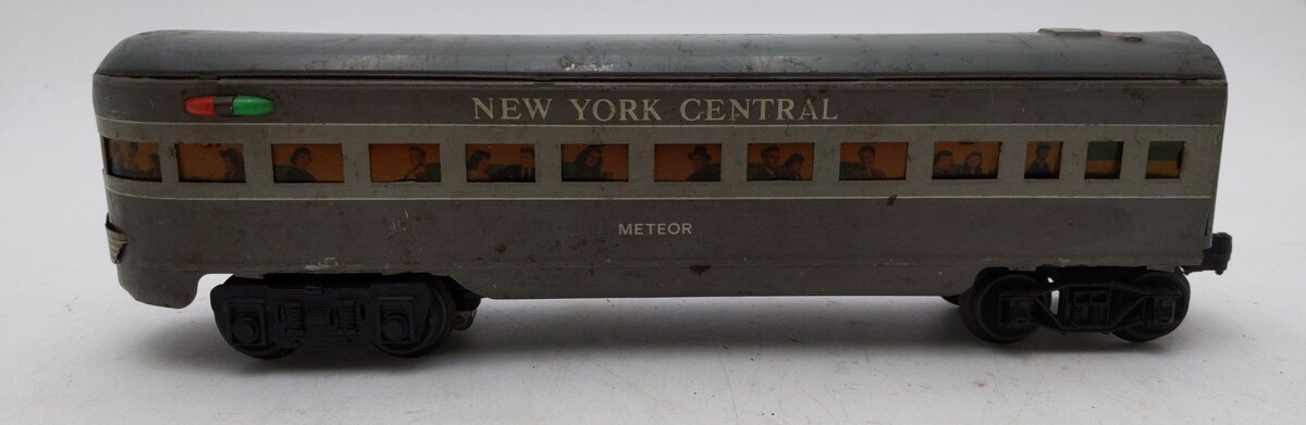 Marx 234 Vintage O New York Central Gray Metal Coach Passenger Car VG