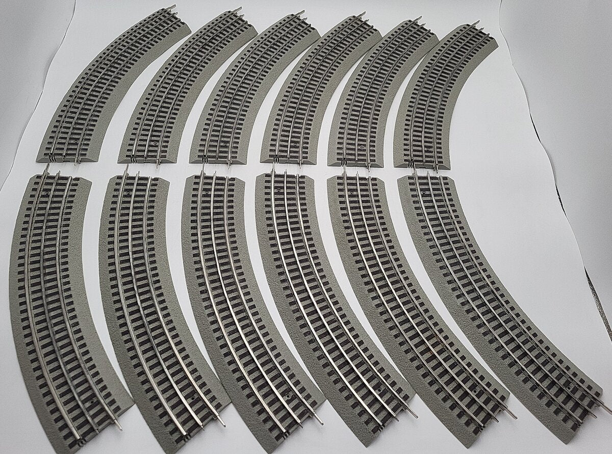 Lionel 6-12015 FasTrack O36 45-Degree Curved Track (12) EX