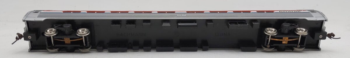 Bachmann 43-1022-05 HO Amtrak 85' Budd Fleet Coach #21917 EX