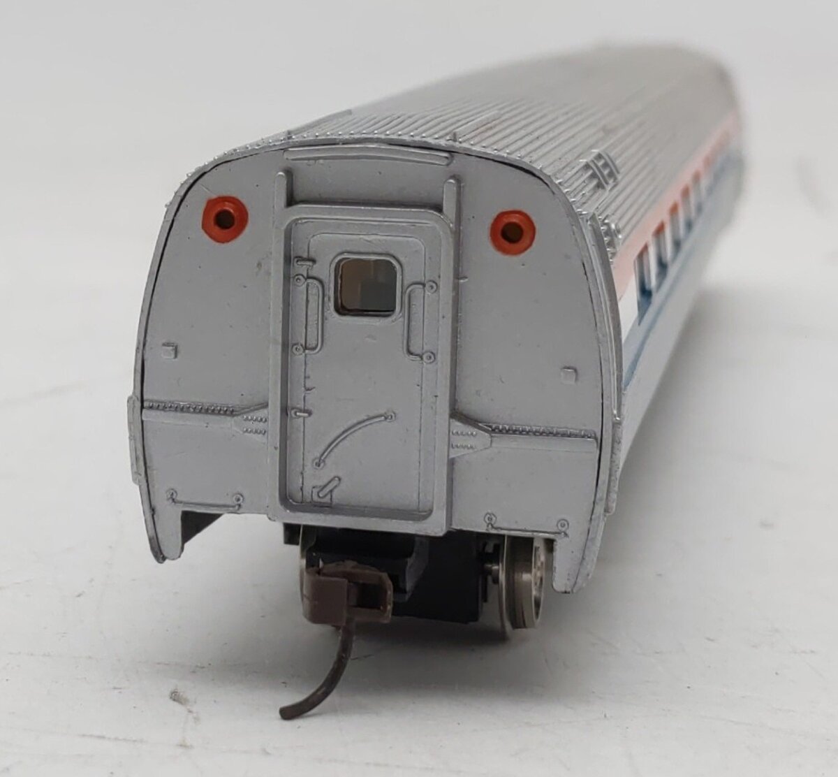 Bachmann 43-1022-05 HO Amtrak 85' Budd Fleet Coach #21917 EX