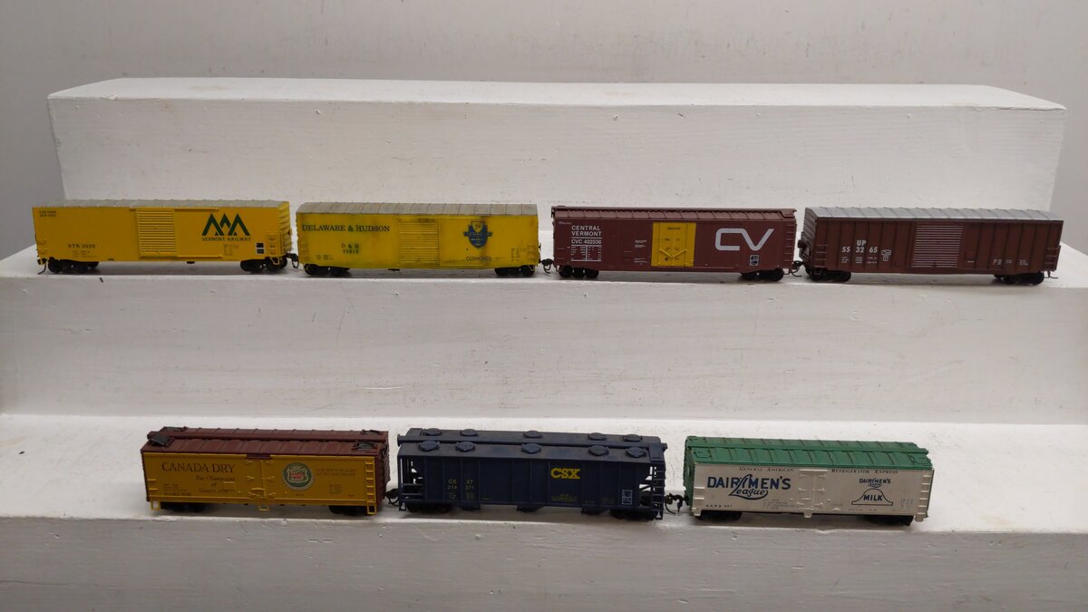 HO Scale CUSTOM Assorted Freight Cars: 9105, 29615, 214271, 402536, 553265 [7] VG