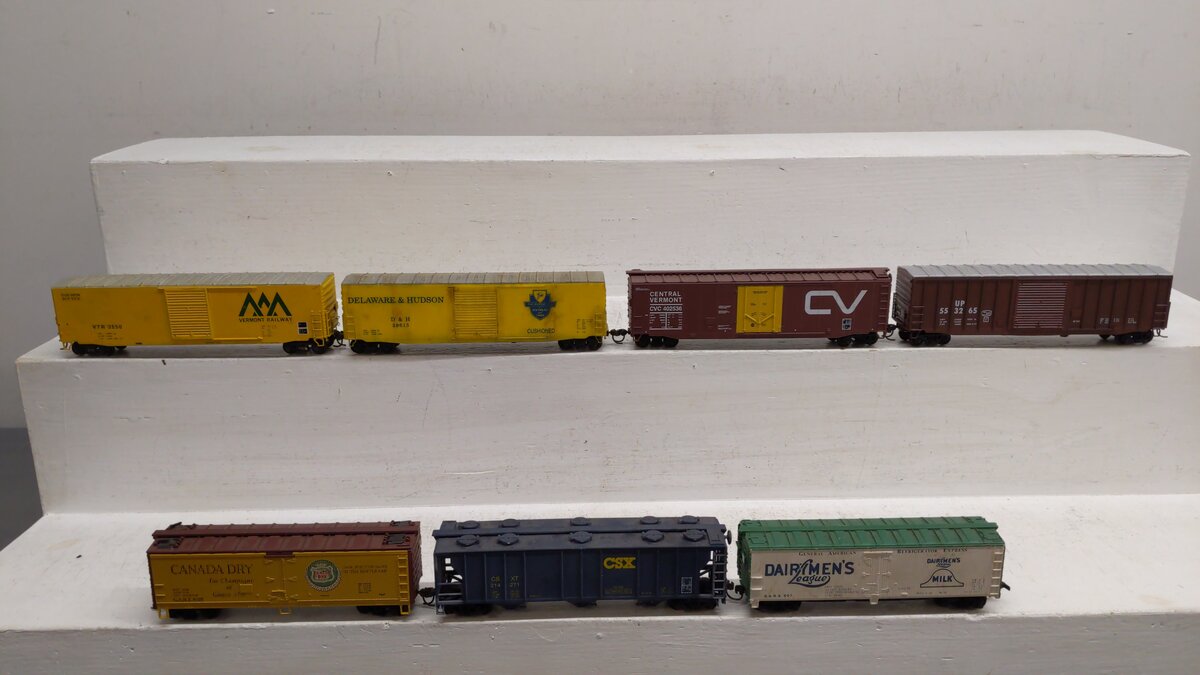 HO Scale CUSTOM Assorted Freight Cars: 9105, 29615, 214271, 402536, 553265 [7] VG