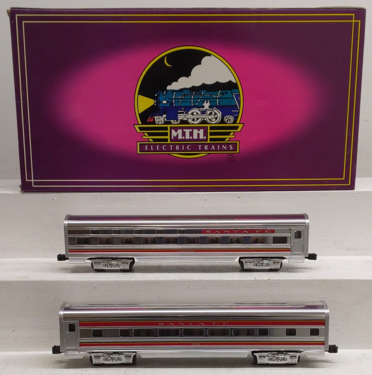 MTH 20-6122 O Gauge AT&SF "El Capitan" Sleeper/Diner Aluminum Passenger Car Set EX/Box