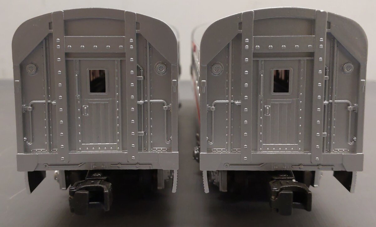 MTH 20-6122 O Gauge AT&SF "El Capitan" Sleeper/Diner Aluminum Passenger Car Set EX/Box