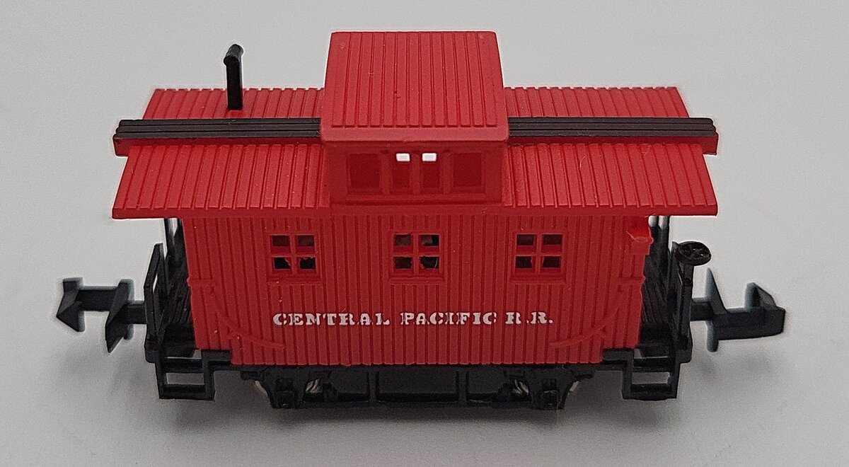 N Scale Central Pacific Railroad Caboose LN