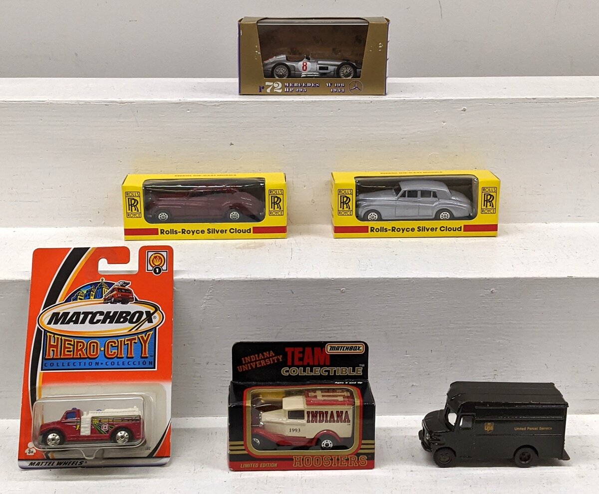 Die Cast Car Assortment (6) EX