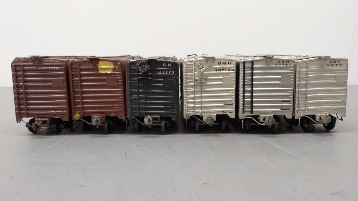 Generic Assorted O Scale Boxcars (2-Rail) [6] VG
