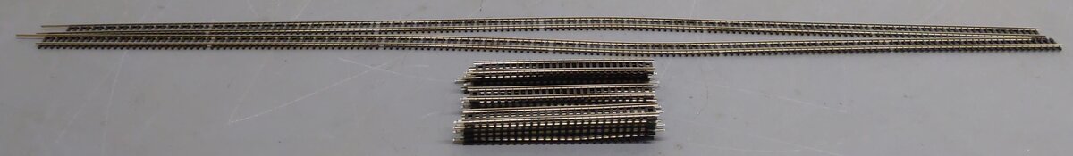 Atlas N Scale Assorted Straight Track Sections [16] VG