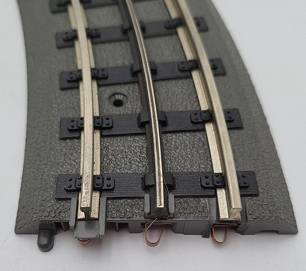 MTH 40-1002 MTH RealTrax 031 Curved Sections Solid Rail [4] EX