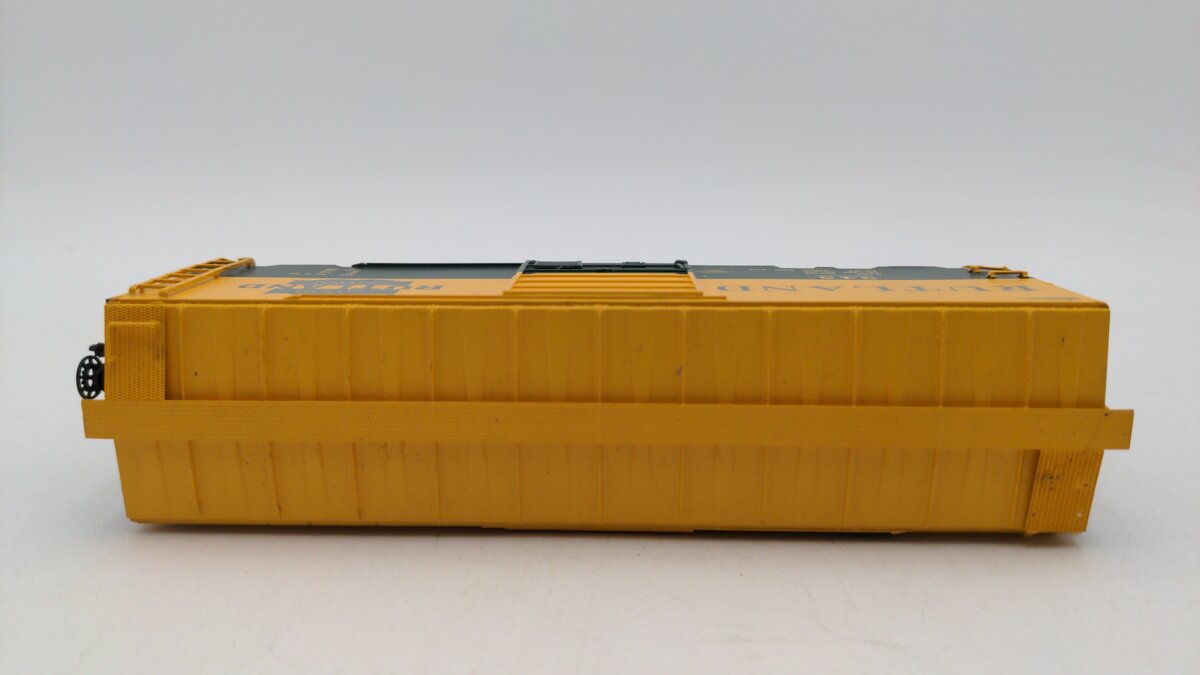InterMountain 300-399 HO Scale Steam Shack Rutland PS-1 Boxcar #345 VG