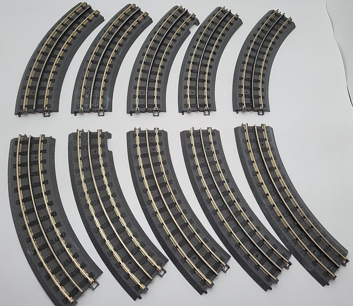 MTH 40-1002 RealTrax O31 Curved Track Hollow Rails (10) EX