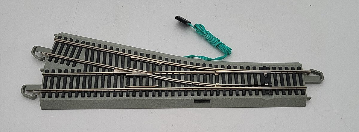 Bachmann 44558 HO Nickel Silver #4 E-Z Track Right-Hand Remote Switch Turnout LN
