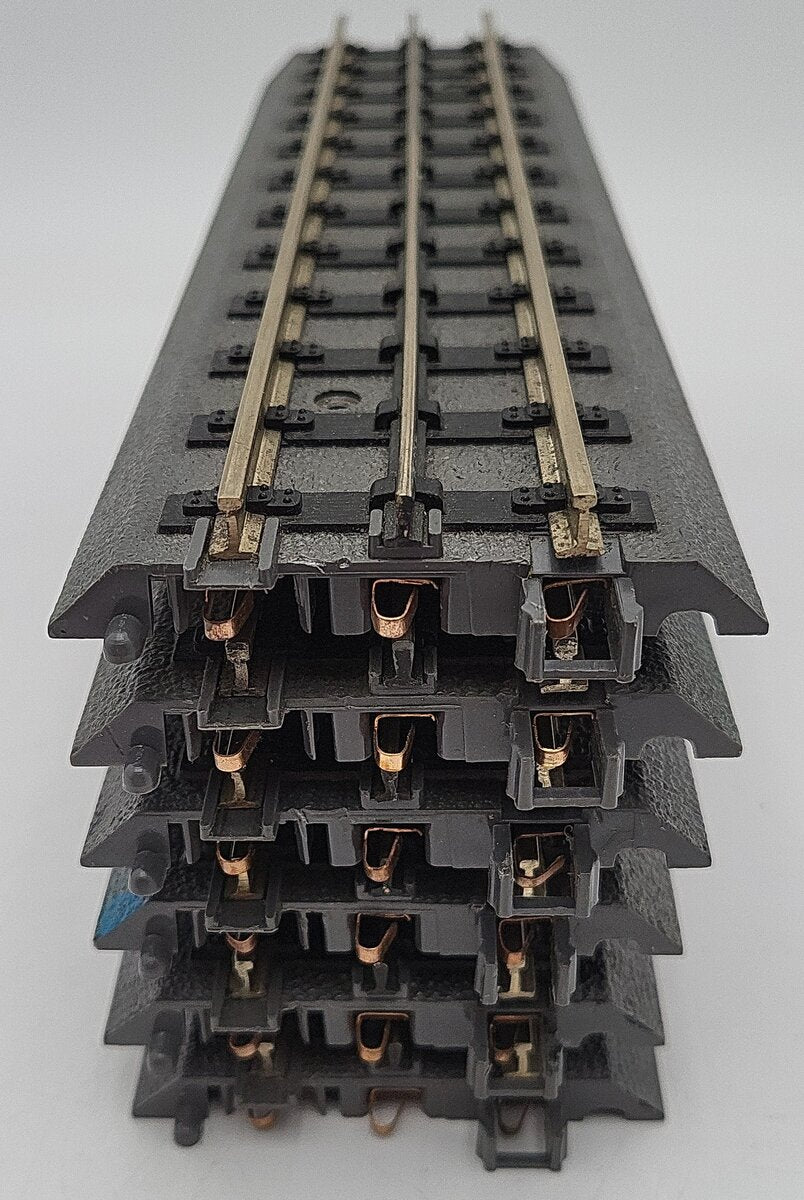 MTH 40-1001 RealTrax 10" Straight Solid Rail Track Sections (6) VG