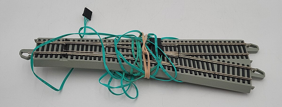 Bachmann 44566 HO Scale Right Hand Electric Switch LN
