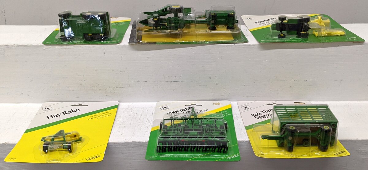 Ertl ERTL 1:64 Diecast John Deere Farm Equipment Assortment (6) MT