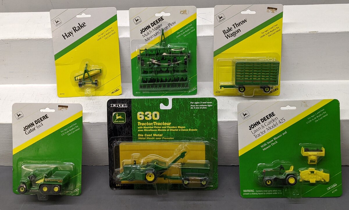 Ertl ERTL 1:64 Diecast John Deere Farm Equipment Assortment (6) MT