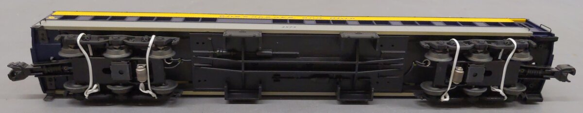 Lionel 6-19090 O Gauge Chesapeake and Ohio Heavyweight Diner Car #2573 EX/Box