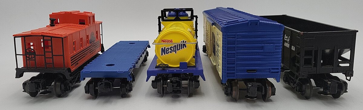 Lionel O Gauge Freight Car Assortment: 26138, 7601, 9077, 9026, 6113 [5] EX