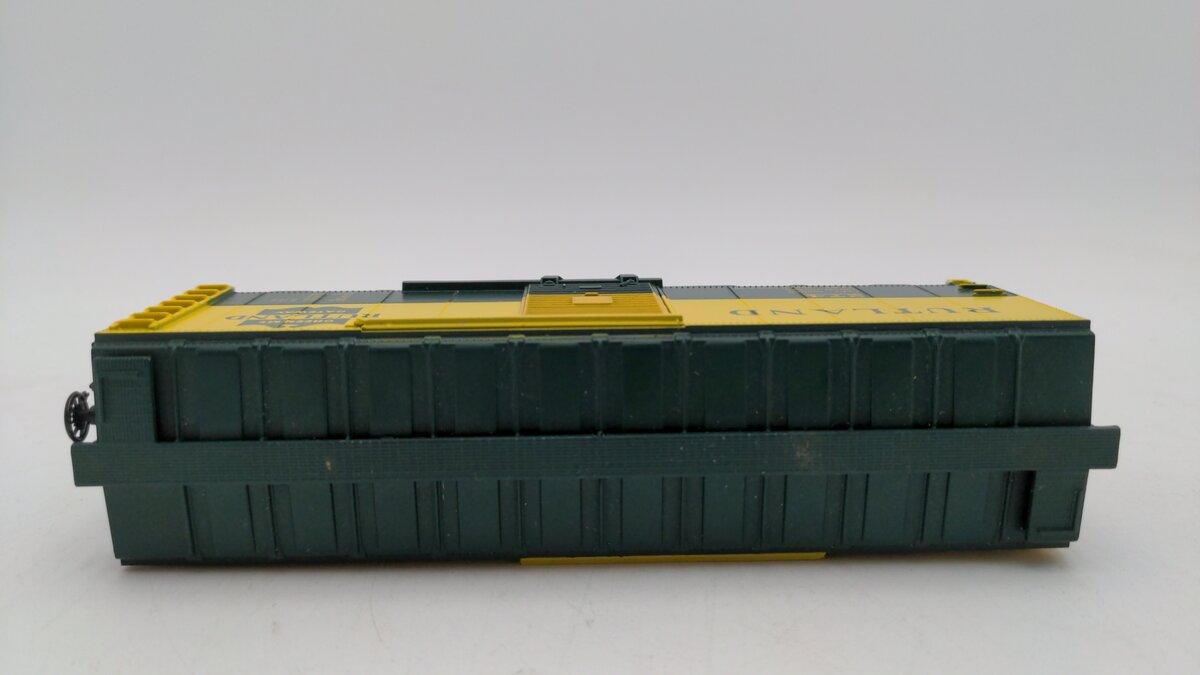 Athearn HO Scale Rutland Box Car #274 VG