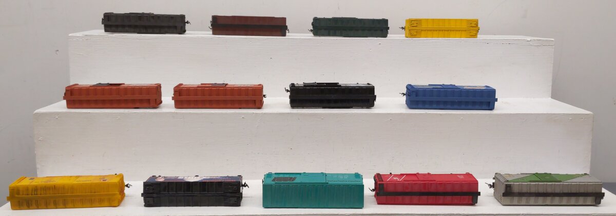 Mantu & Others HO Scale Assorted Freight Cars [13] EX
