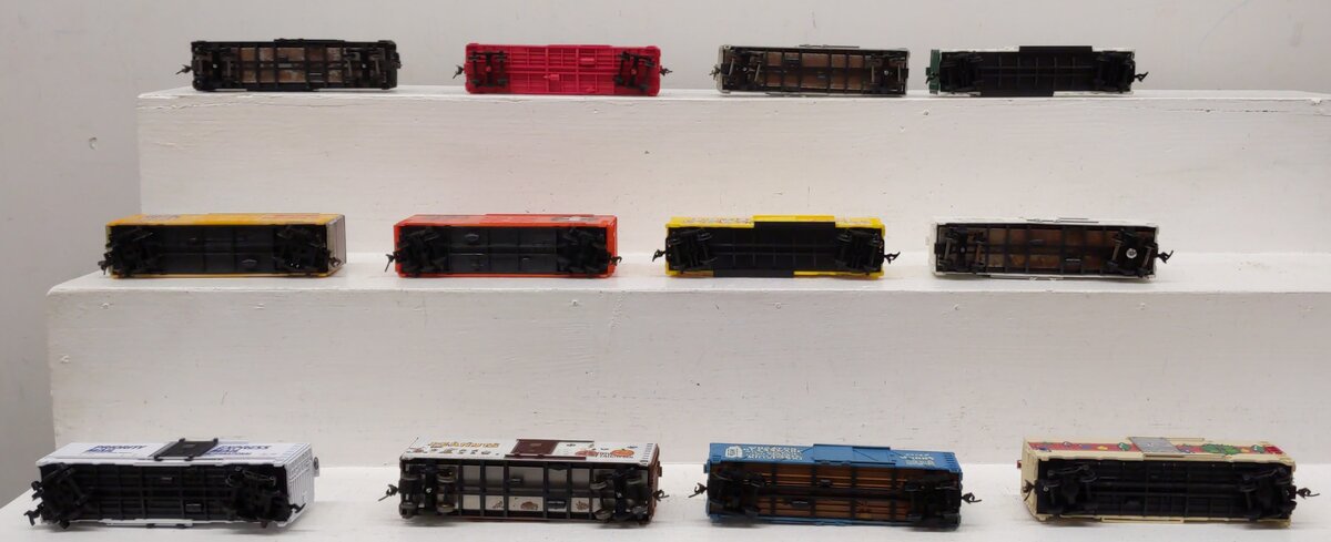 Bachmann & Others HO Scale Freight Cars [12] EX
