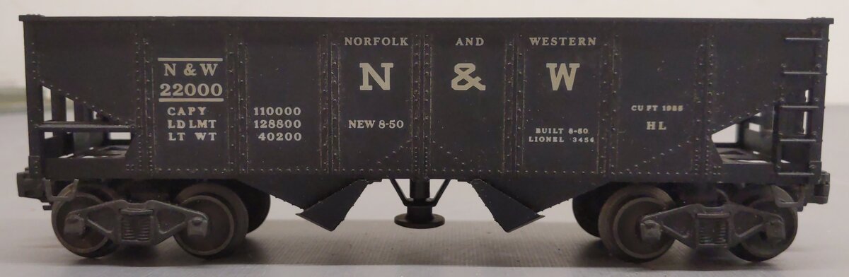 Lionel 456 Vintage O Operating Coal Ramp, Controller & Operating Hopper Car VG/Box