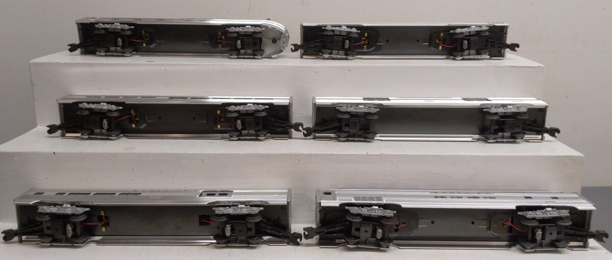 Lionel 6-19113 O Gauge Santa Fe 'Super Chief' Aluminum Passenger Car Set EX/Box
