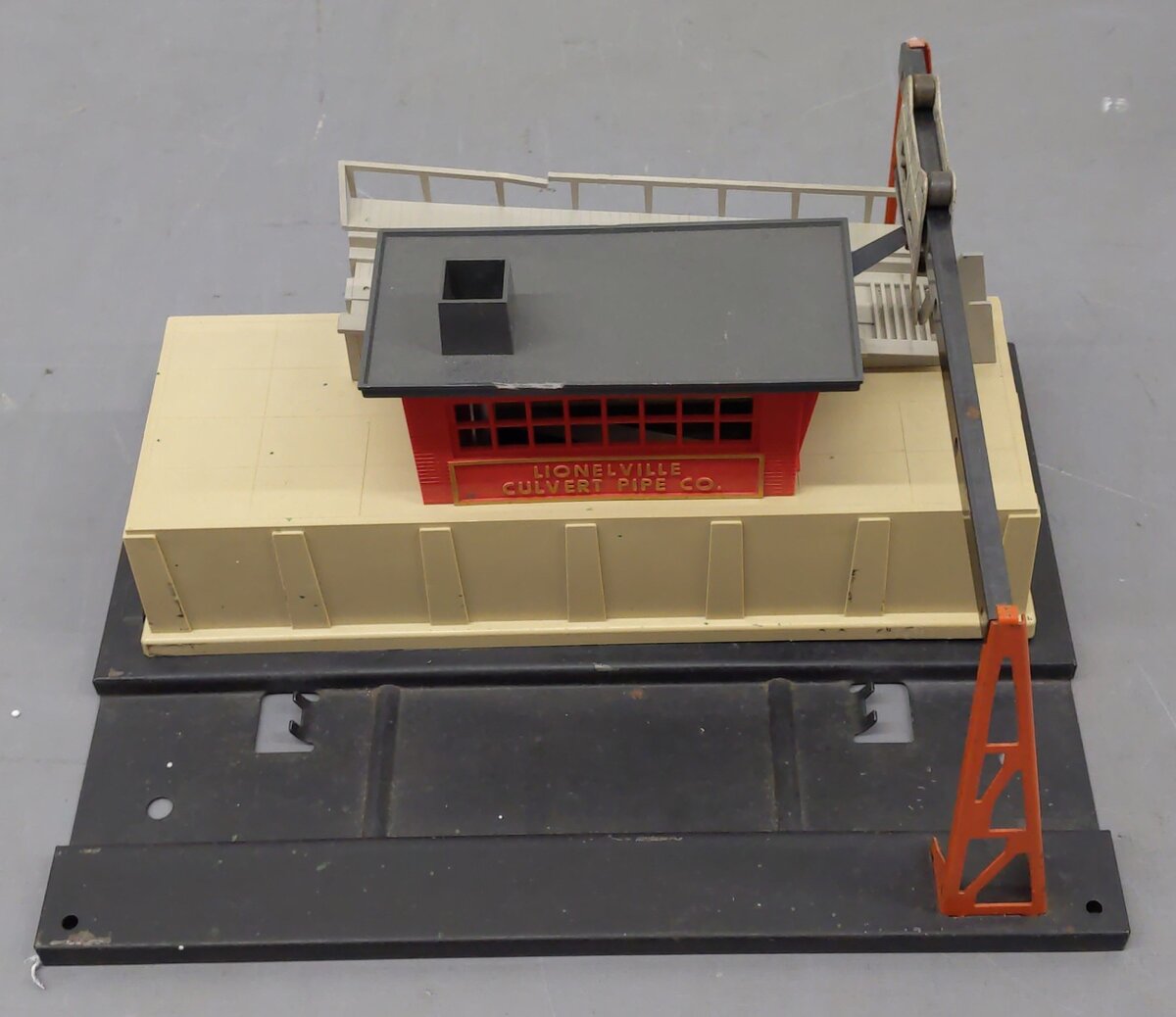Lionel 342 Vintage O Motorized Operating Culvert Loader with Car VG