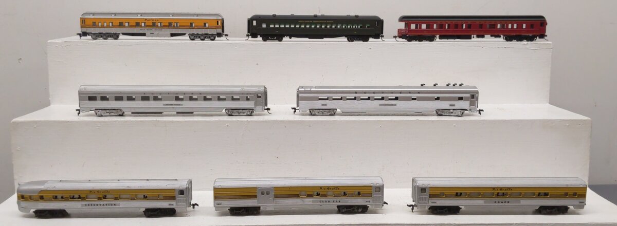 Rivarossi HO Scale Assorted Passenger Cars [8] EX