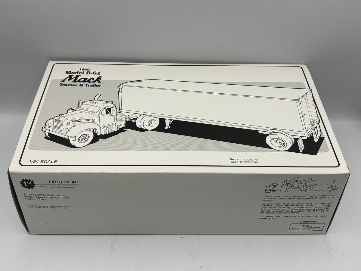First Gear 19-1318 1:34 1960 Model B-61 Mack Tractor & Trailer Great Northern NIB