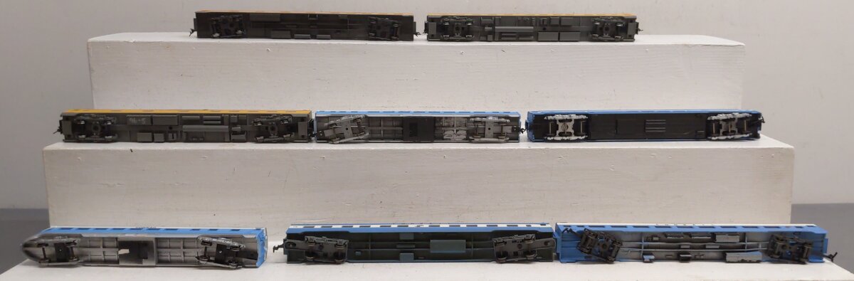 Rivarossi HO Scale Assorted Passenger Cars [8] EX