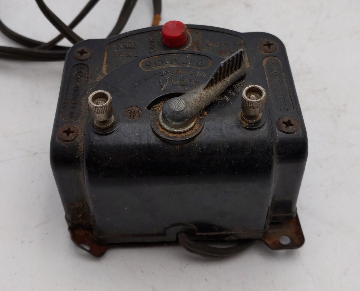 Lionel 1053 Vintage O 60 Watt Transformer w/Whistle Control VG