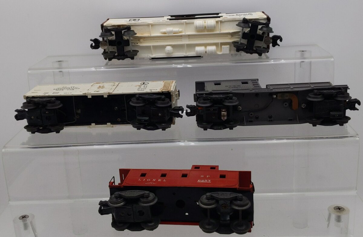 Lionel O Gauge Assorted Freight Cars #3472,9869,6257,2420 [4] VG