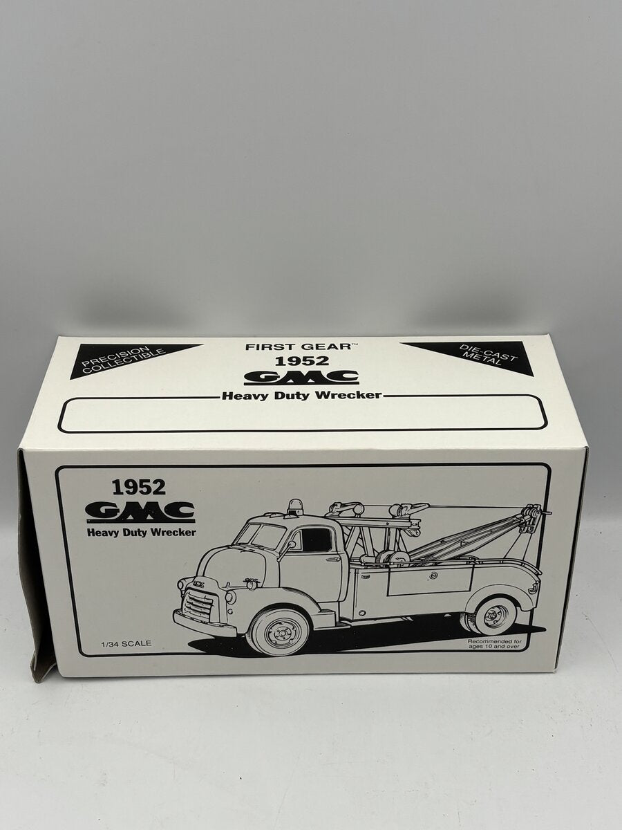 First Gear 19-1061 1:34 1952 GMC Heavy Duty Wrecker EX/Box