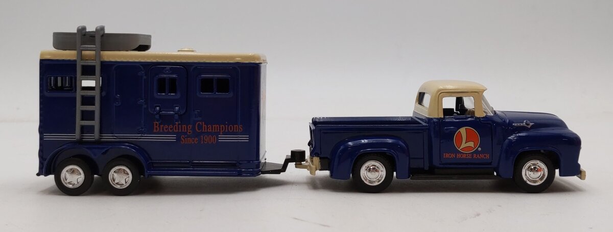 Lionel 404000 1:48 Iron Horse Ranch Truck & Horse Trailer NIB