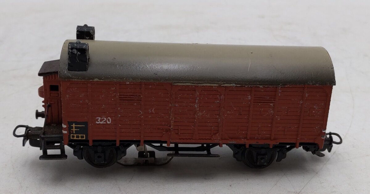 Marklin 320 Vintage HO Scale Boxcar VG