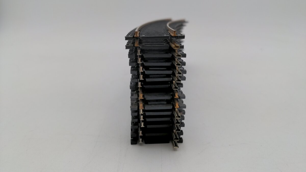Atlas HO Scale Assorted Brass And Nickel Curved Track Sections [14] EX