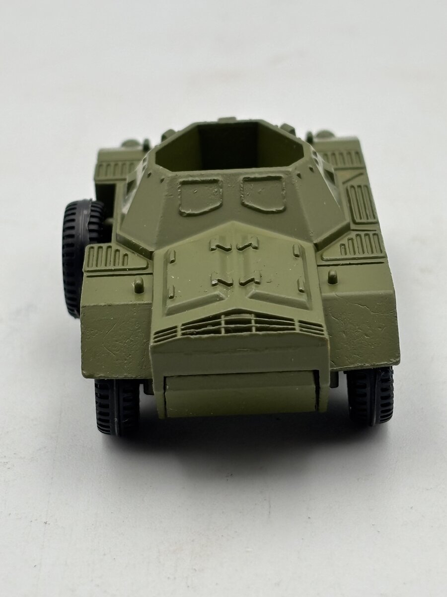 Dinky 680 1:43 Ferret Armored Car NIB
