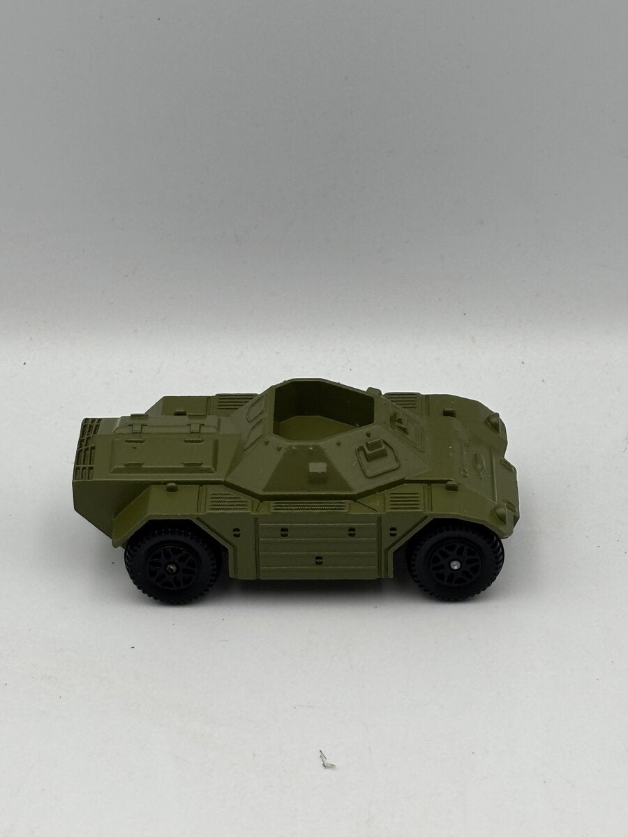 Dinky 680 1:43 Ferret Armored Car NIB